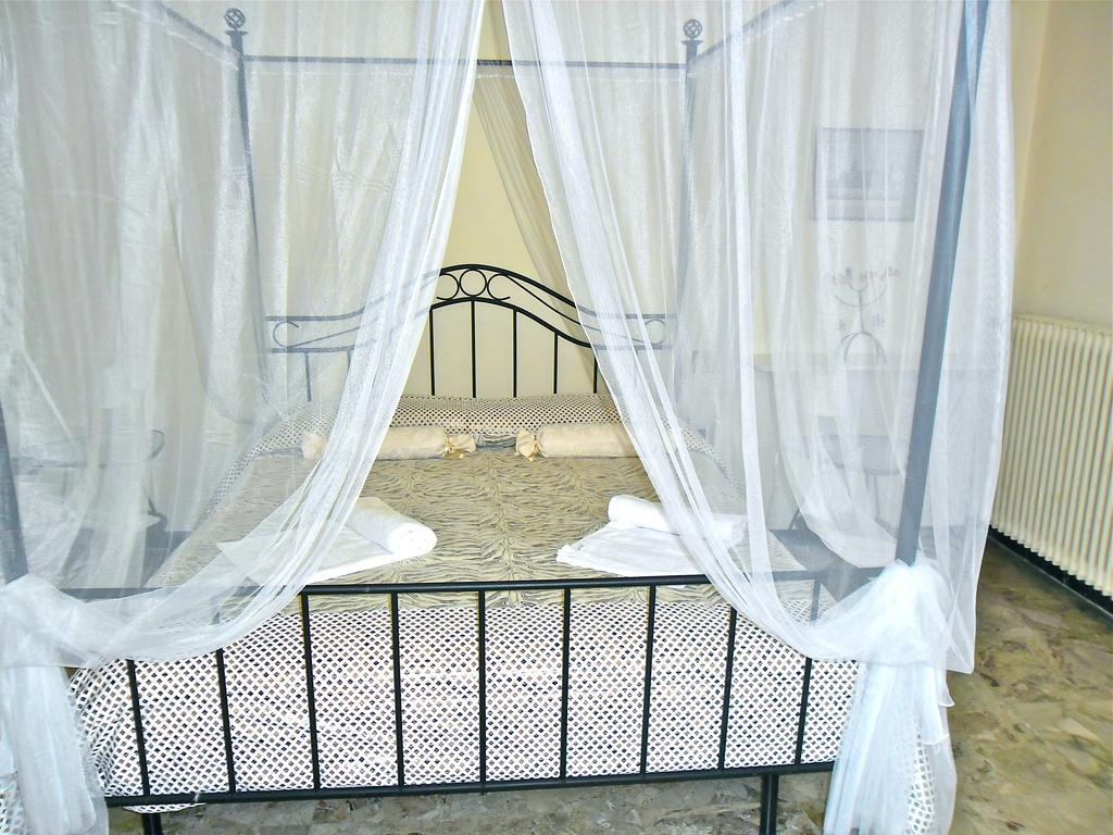 Bed and Breakfast Certe Notti Піза Номер фото